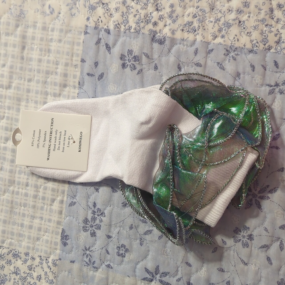 Green Ruffle Socks - Picture 2 of 4